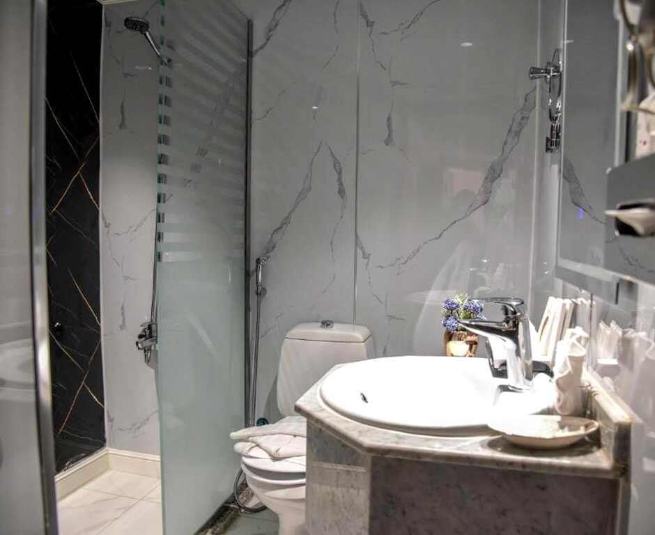 Grand Plaza Madina